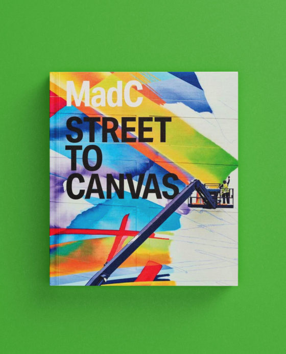 Street To Canvas  illustre l'utilisation de la couleur et du geste par MadC